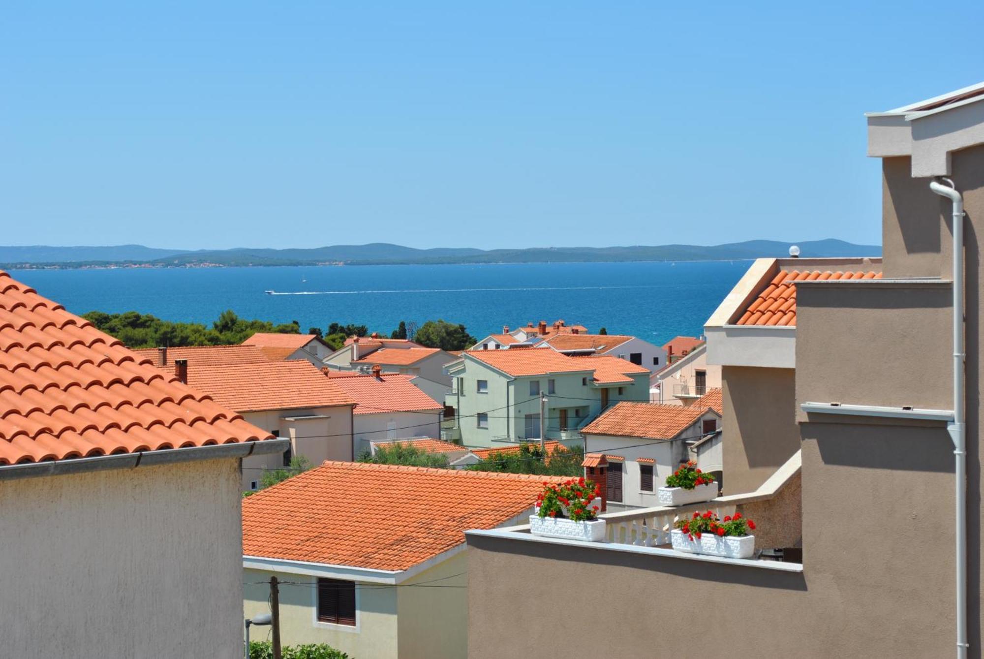 Rooms & Apartments Ana 2 Zadar Extérieur photo